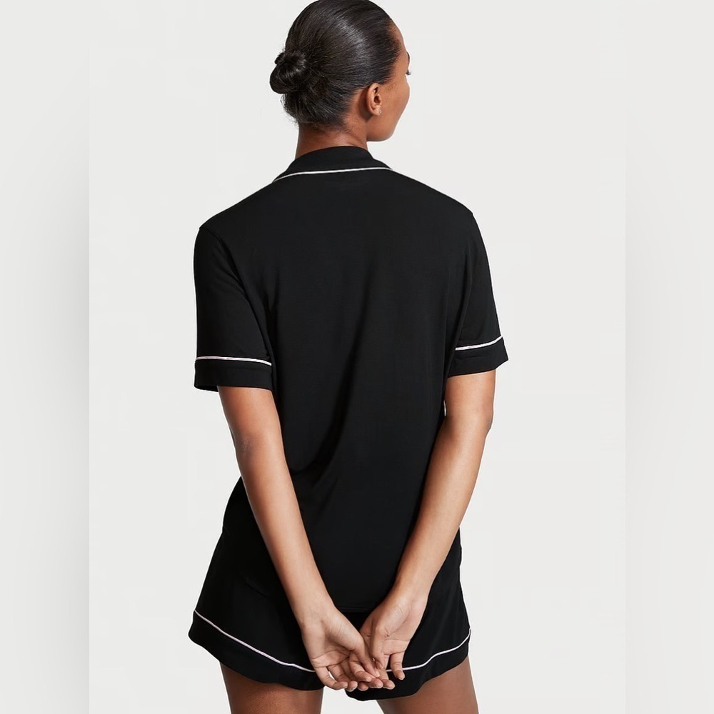 146. Victoria’s Secret Black & Pink Pajama Top Size Small - Picture 5 of 6